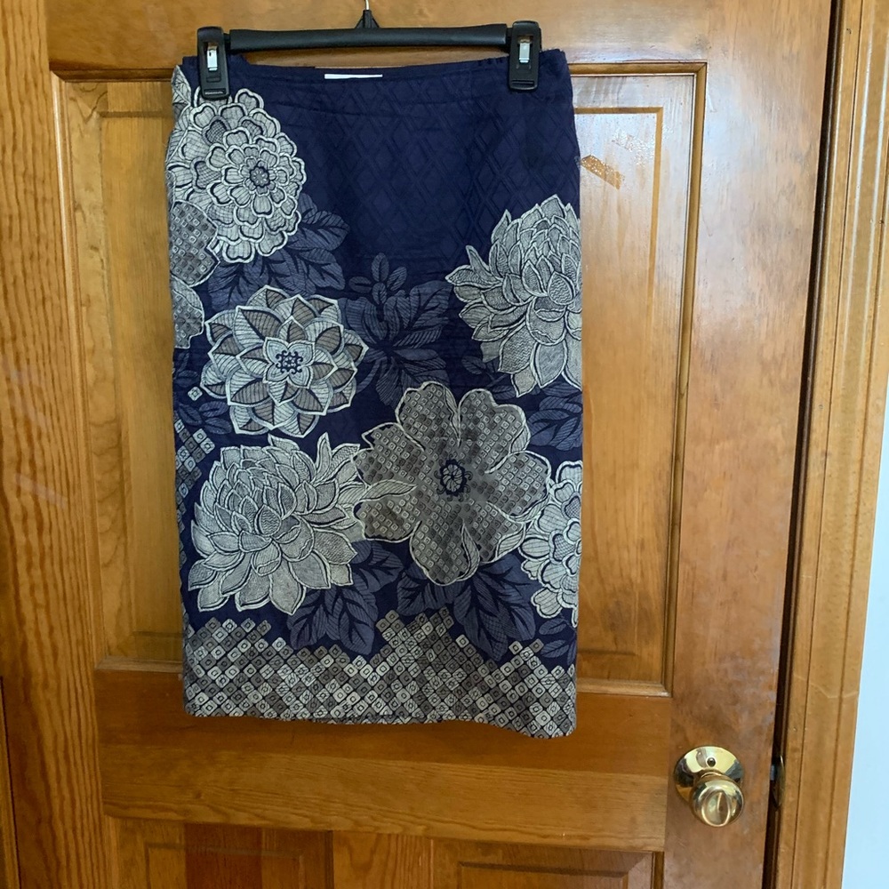 WOMENS TALBOTS SILK SKIRT SZ 18W